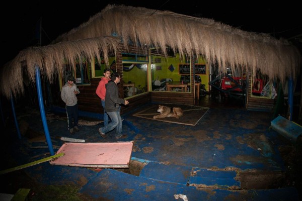Al menos cinco muertos y un millón de evacuados por terremoto en Chile
