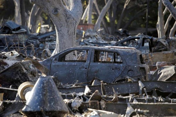 Ascienden a 42 los muertos del gigantesco incendio en California