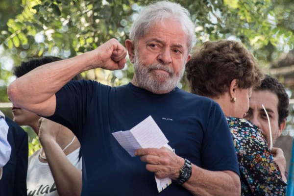 Justicia brasileña reduce condena de Lula da Silva de 12 a 8 años de prisión