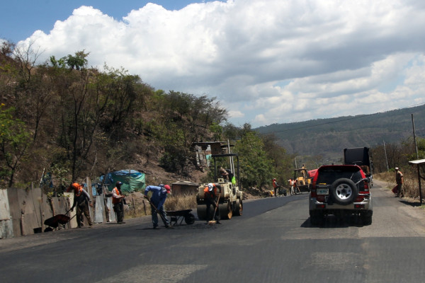 Arranca en Honduras intenso bacheo antes de Semana Santa