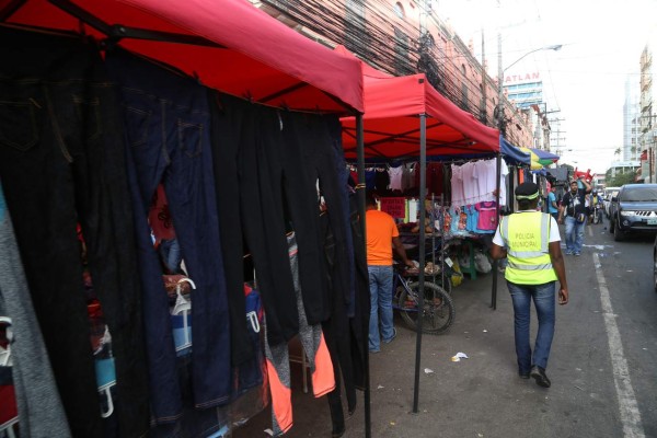 'Permisos para poner carpas salen de la misma alcaldía”