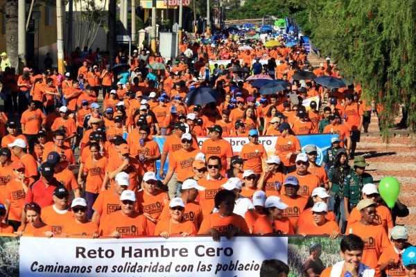 Tegucigalpa despertó con el grito de Cero Hambre