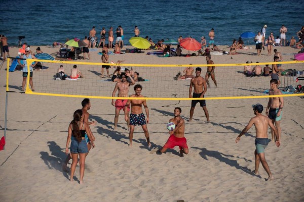 Miami cierra sus playas para celebración del 4 de julio por coronavirus