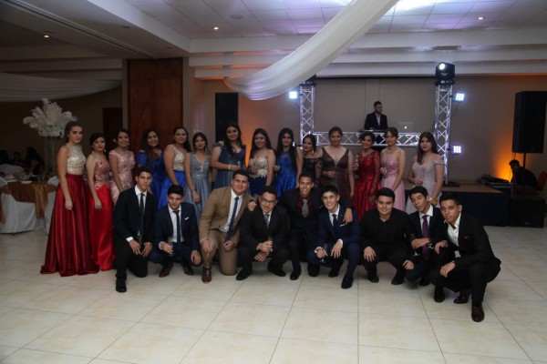 Graduación de la Albert Einstein