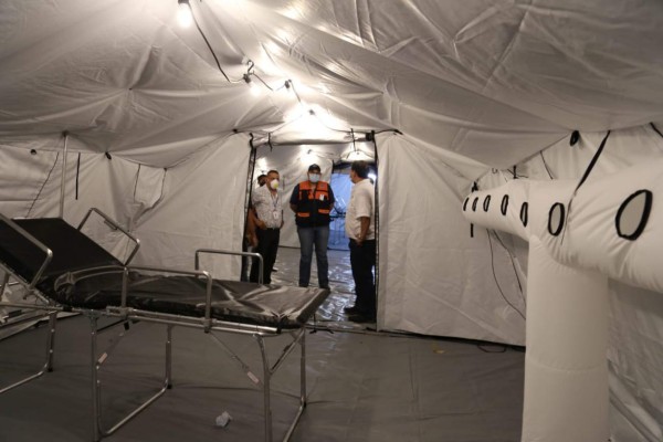 Instalan hospital y clínica móvil en Villanueva, Cortés para atender emergencia de COVID-19