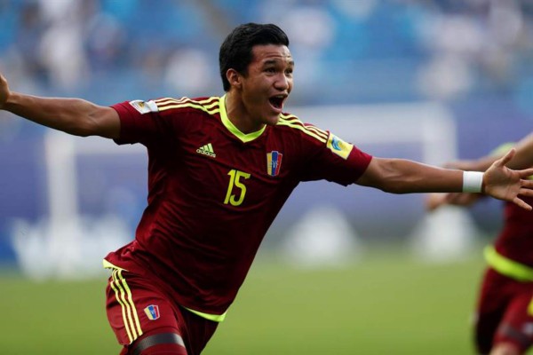 Venezuela llega a la final al ganar en penales a Uruguay