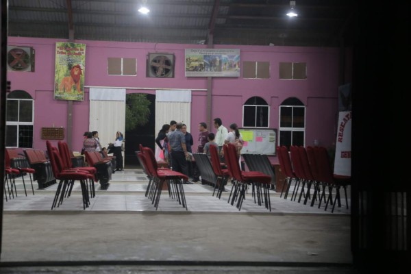 Dentro de una iglesia matan a un joven en Villanueva, Cortés