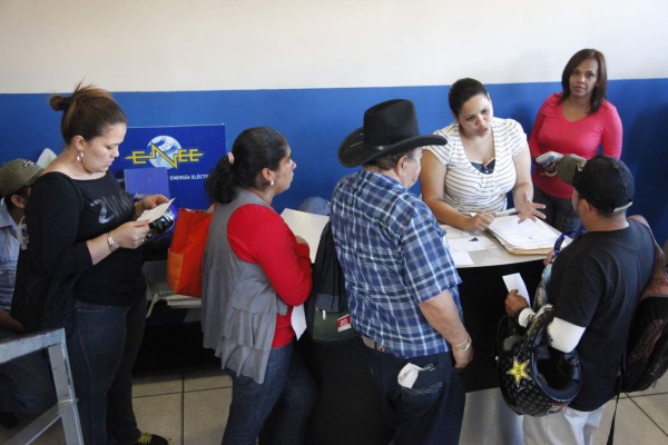 Enee descarta derogar ajuste por combustibles de la tarifa eléctrica