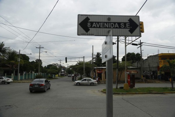 Caos vial por varios semáforos fuera de servicio