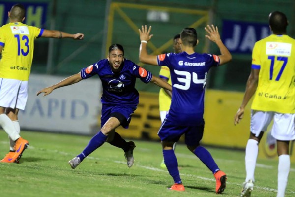 Motagua propina una nueva goleada al Victoria