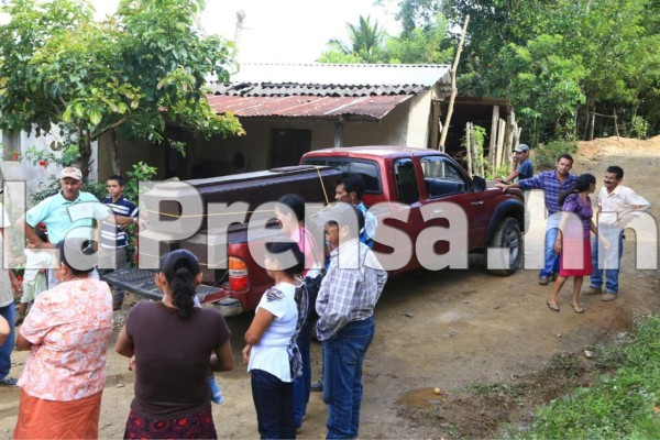 Dan último adiós a jóvenes asesinadas por su padre en Copán