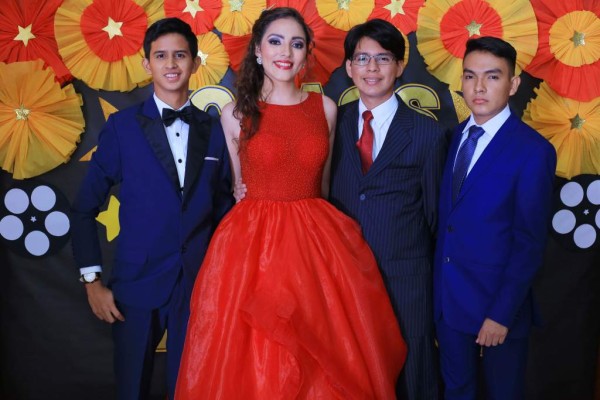 José Canales, Yaritzan Carranza, Jeefry Cruz y Gabriel Canales