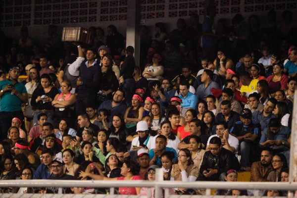 Romeo Santos flechó a las sampedranas