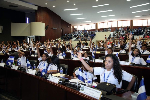 Diputaditos logran aprobar ley neonatal