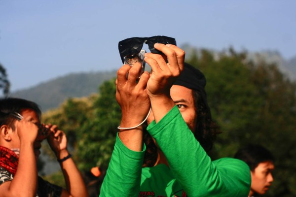 Mirar el eclipse solar sin protección puede dañar la retina