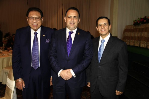 Primera reunión en fraternidad por Fihnec