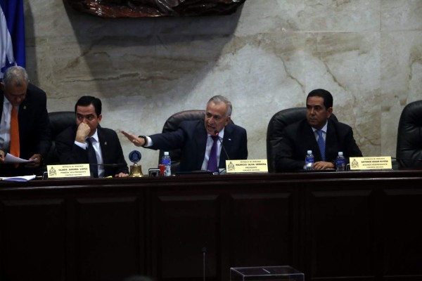 'Esto es bueno para la democracia y sin discusiones infecundas”: Oliva