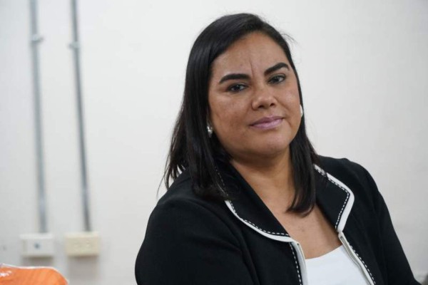 Rastrean cuentas a ex primera dama Rosa Elena de Lobo