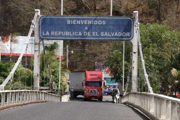 El Salvador se integrará a la unión aduanera en el 2018