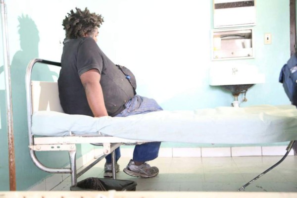 Fiscalía no vela por indigentes que la Policía lleva al Rivas