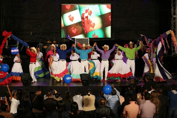 Empresa privada dio enorme apoyo a la Teletón 2014