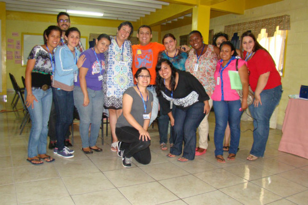 Líderes de Gojoven Honduras se reúnen en La Ceiba