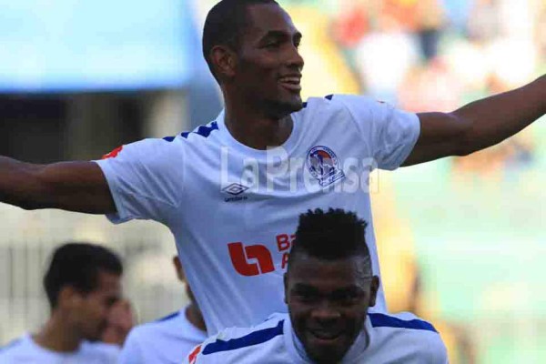 Video: El Olimpia frena al Marathón y se afianza en la cima