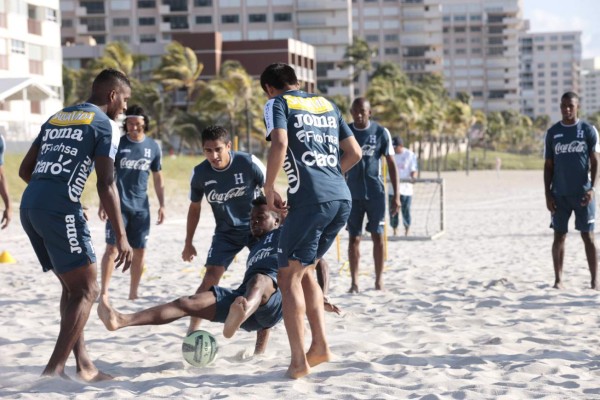 Selección de Honduras se despidió de la playa en Fort Lauderdale