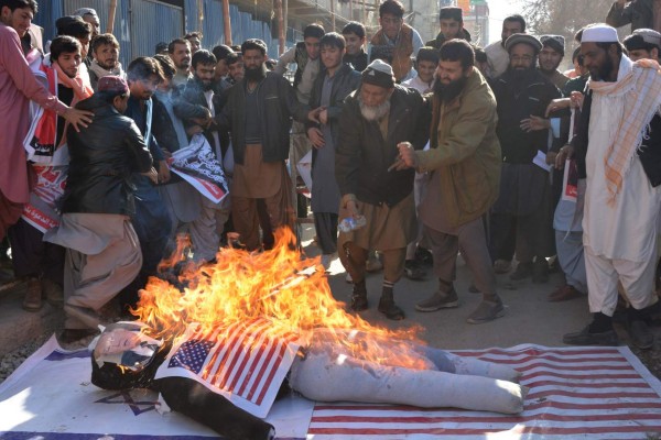 Enfrentamientos en territorios palestinos tras el anuncio de Trump sobre Jerusalén