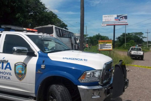Niña muere atropellada por autobús en La Ceiba