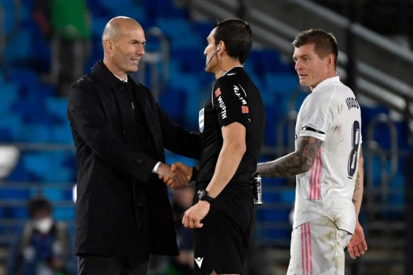 Zidane le comunicó a sus futbolistas que no seguirá en Real Madrid, según diario Marca