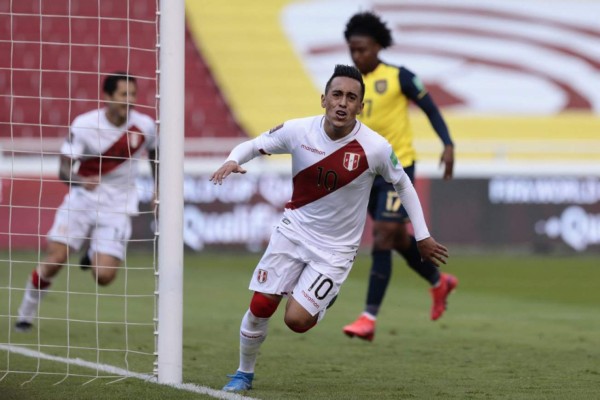 Perú logra su primera victoria en las eliminatorias al superar a Ecuador