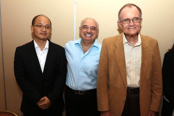 Reunión del Cuerpo Consular Sampedrano