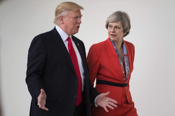 El sueño de un eje Washington-Londres se le atraganta a May