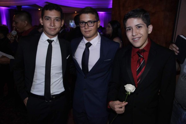 Graduación 2016 de la escuela Freedom