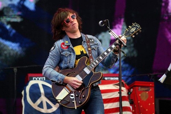Ryan Adams hará álbum inspirado en '1989”, de Taylor Swift