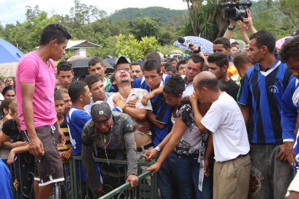 Sus sueños quedaron bajo los vagones del tren