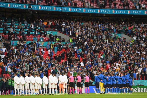 El mítico estadio de Wembley es el escenario deportivo del Italia vs España. Foto AFP.