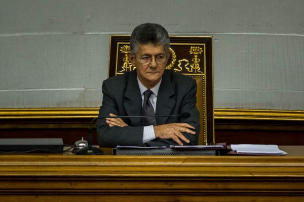 Se reactiva la pugna de poderes en Venezuela