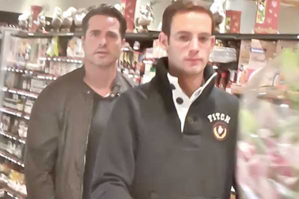 Sorpresa: El actor Víctor Noriega es homosexual