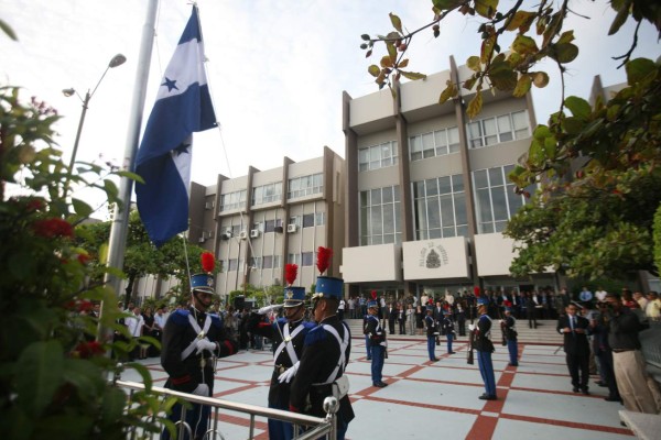 Honduras inicia celebracion del 194 años de Independencia