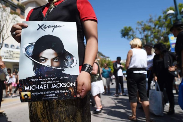 El mundo recuerda a Michael Jackson cinco años después de su muerte