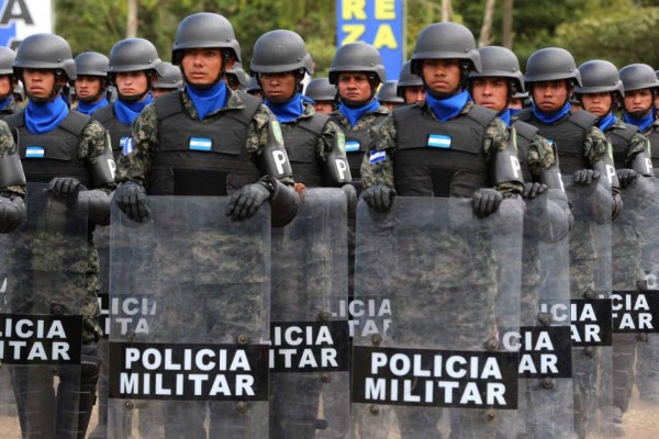 Solicitan firmas para que aprueben plebiscito para Policía Militar