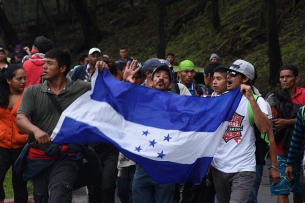 México pide apoyo a ONU ante peticiones de asilo de caravana migrantes