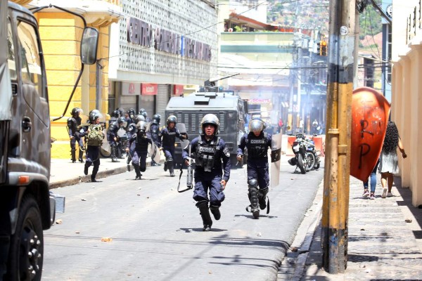 Disturbios opacan el 1 de Mayo en Tegucigalpa