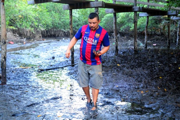 Los curiles ponen sabor a los paseos por el sur de Honduras