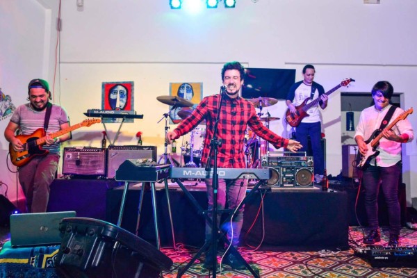 Músicos hondureños se unen para celebrar una 'Luna Party”