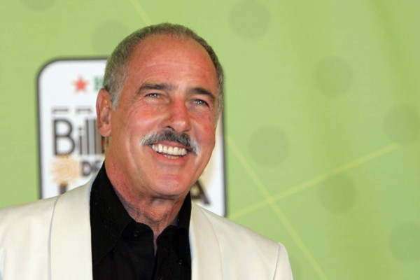 Andrés García se lesiona la columna y queda paralítico