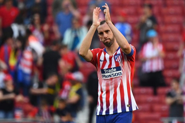 Afición del Atlético de Madrid despide a Godín en el Metropolitano