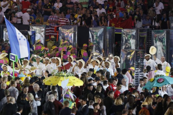 Así desfiló Honduras en la inauguración de los Juegos Olímpicos 2016